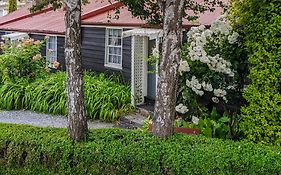 Alice'S Cottages